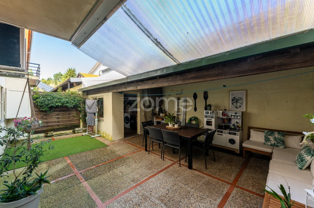 Moradia T4 para Venda em Santa Maria da Feira, Travanca, Sanfins e Espargo Foto 1