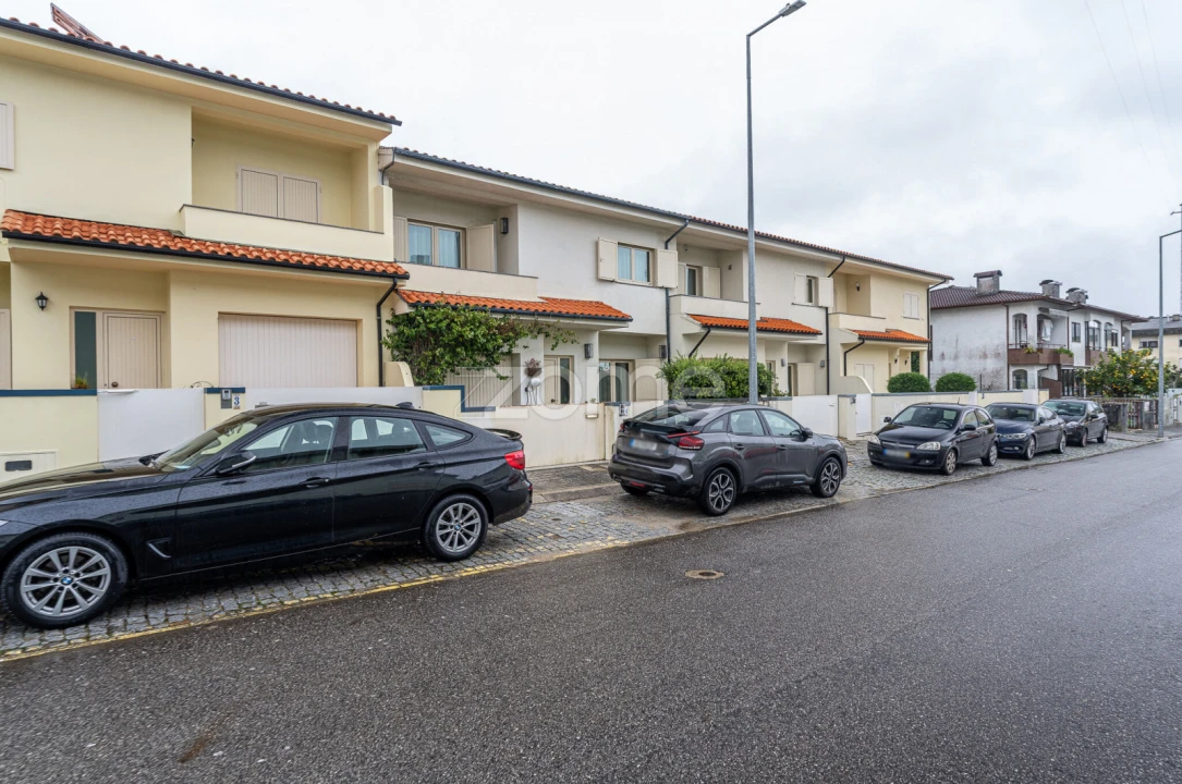 Moradia T4 para Venda em Santa Maria da Feira, Travanca, Sanfins e Espargo Foto 40