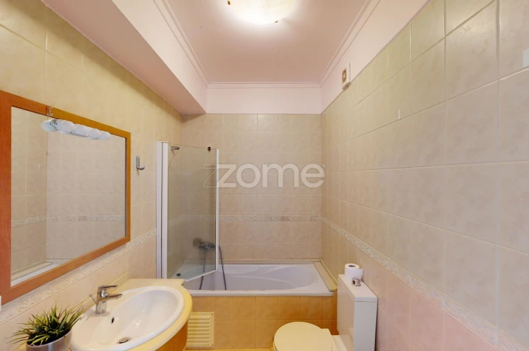 Apartamento T1 para Arrendamento em Carcavelos e Parede Foto 14