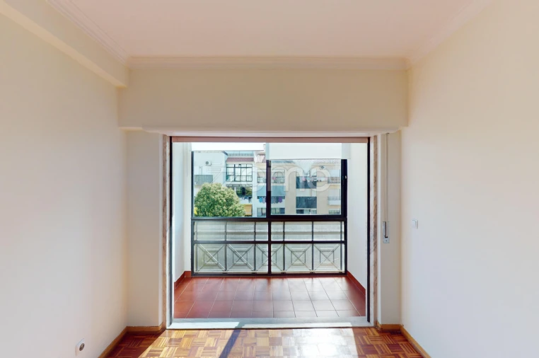 Apartamento T1 para Arrendamento em Carcavelos e Parede Foto 6