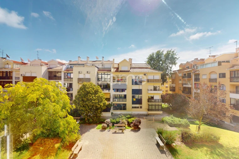 Apartamento T1 para Arrendamento em Carcavelos e Parede Foto 21