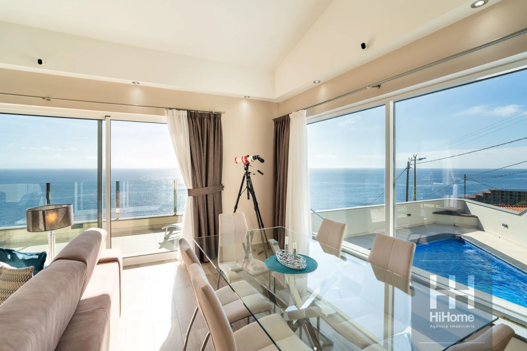 Moradia T3 para Venda em Caniço Foto 21