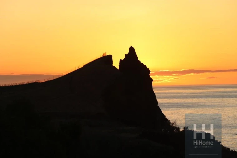 Moradia T3 para Venda em Caniço Foto 56