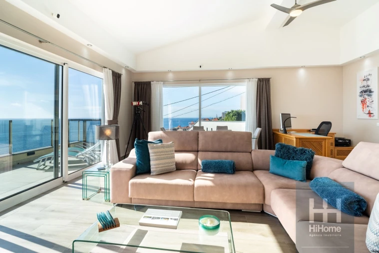 Moradia T3 para Venda em Caniço Foto 3