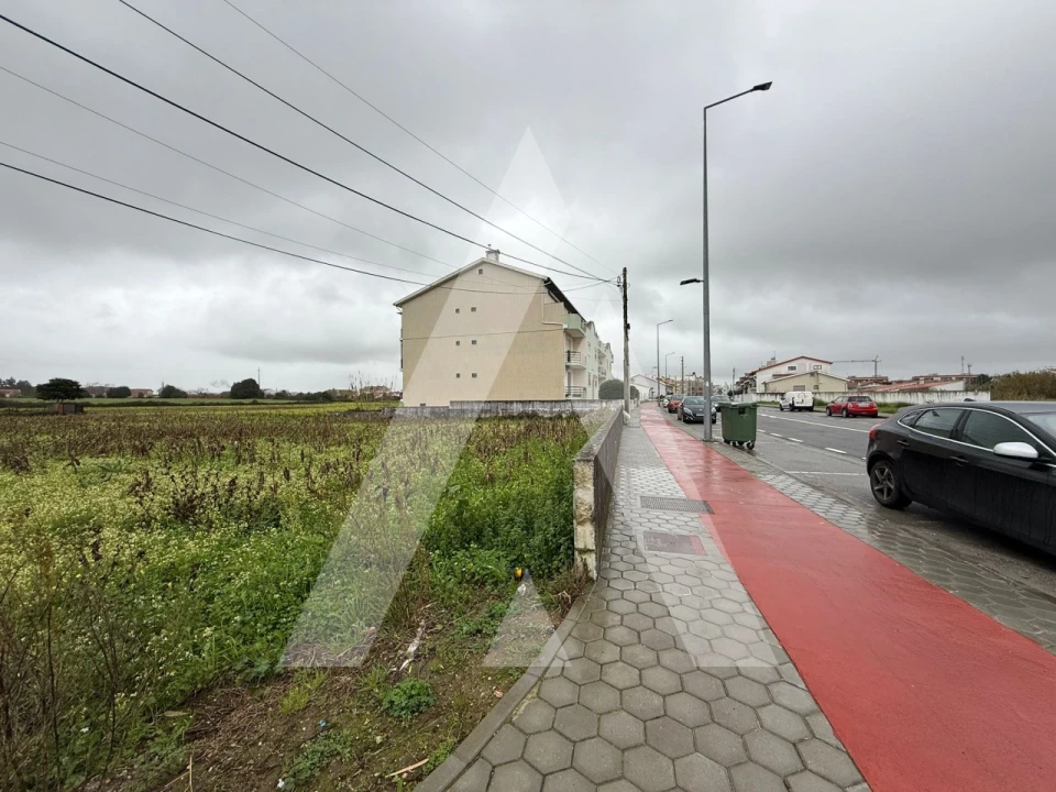 Terreno para Venda em Gafanha da Encarnação Foto 3