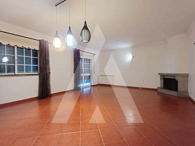 Moradia T3 para Venda em Viseu Foto 6