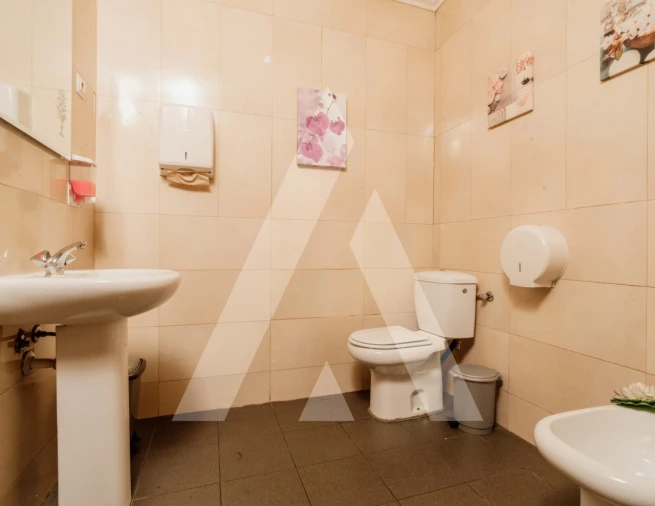 Negócio para Cedência de Quotas em Sé Nova, Santa Cruz, Almedina e São Bartolomeu Foto 19