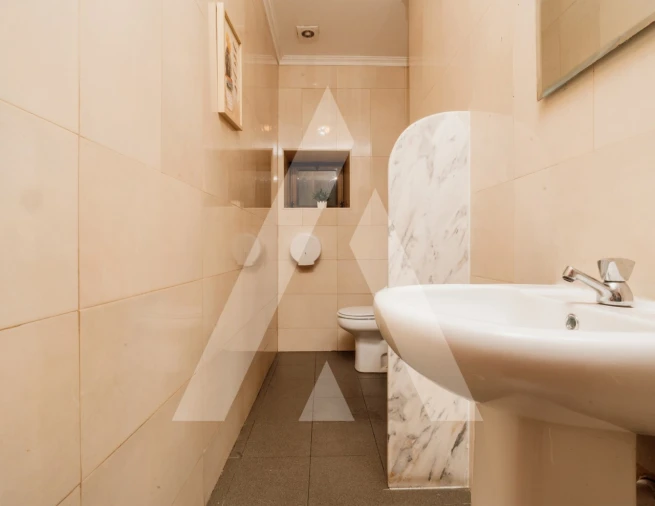 Negócio para Arrendamento em Sé Nova, Santa Cruz, Almedina e São Bartolomeu Foto 20