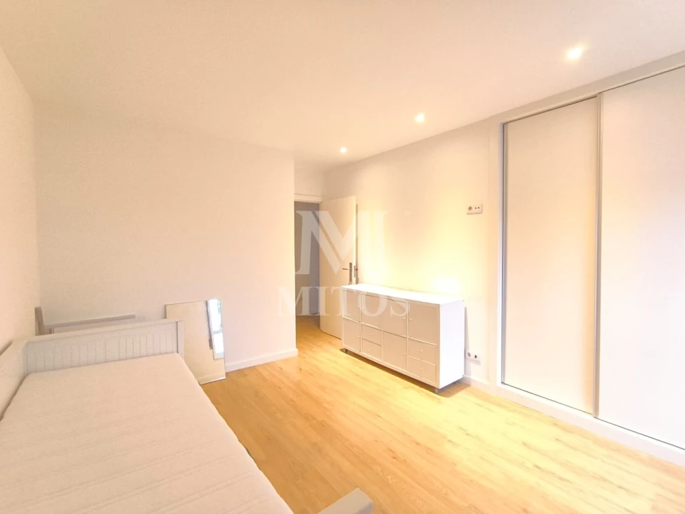 Apartamento T3 para Arrendamento em Santa Maria Maior e Monserrate e Meadela Foto 6