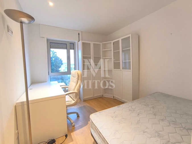 Apartamento T3 para Arrendamento em Santa Maria Maior e Monserrate e Meadela Foto 9