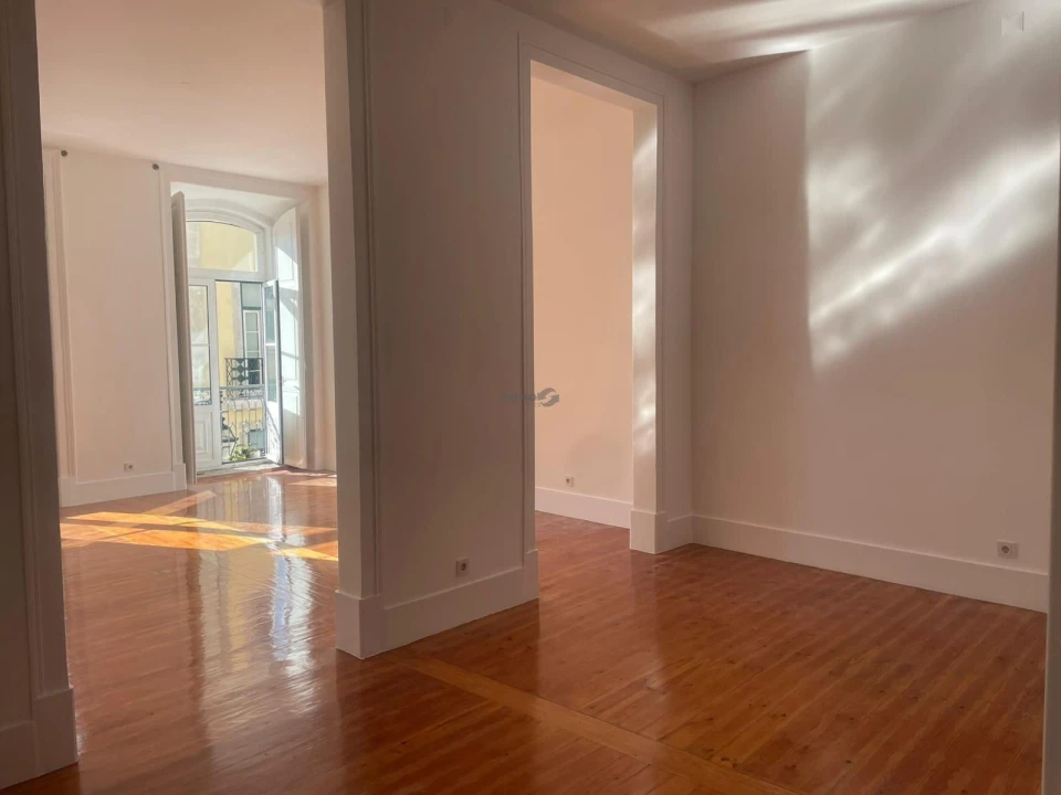 Apartamento T2 para Arrendamento em Santa Maria Maior Foto 17