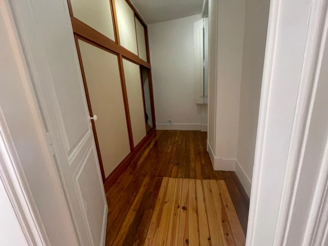 Apartamento T2 para Arrendamento em Santa Maria Maior Foto 8