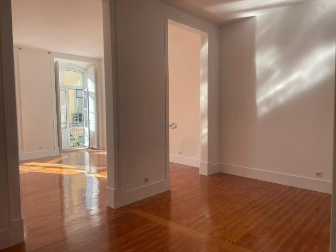 Apartamento T2 para Arrendamento em Santa Maria Maior Foto 17