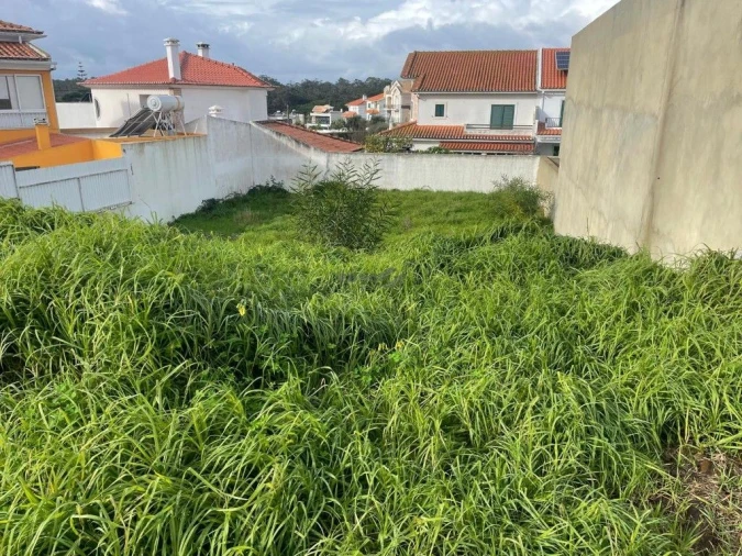 Terreno para Venda em Charneca de Caparica e Sobreda Foto 1