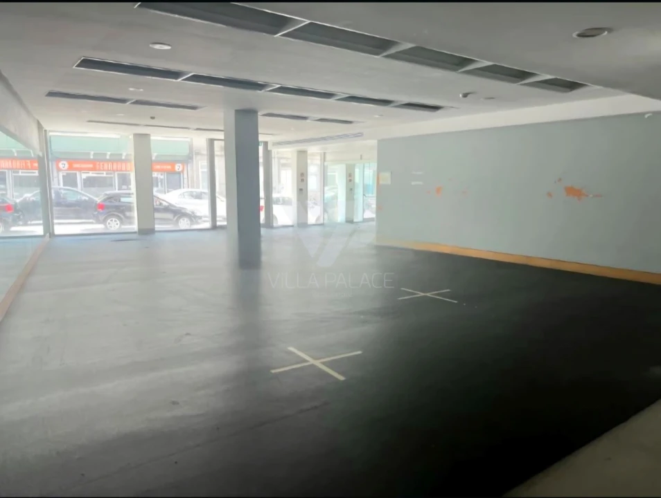 Negócio para Arrendamento em Paranhos Foto 6