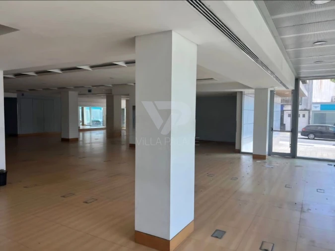 Negócio para Arrendamento em Paranhos Foto 9