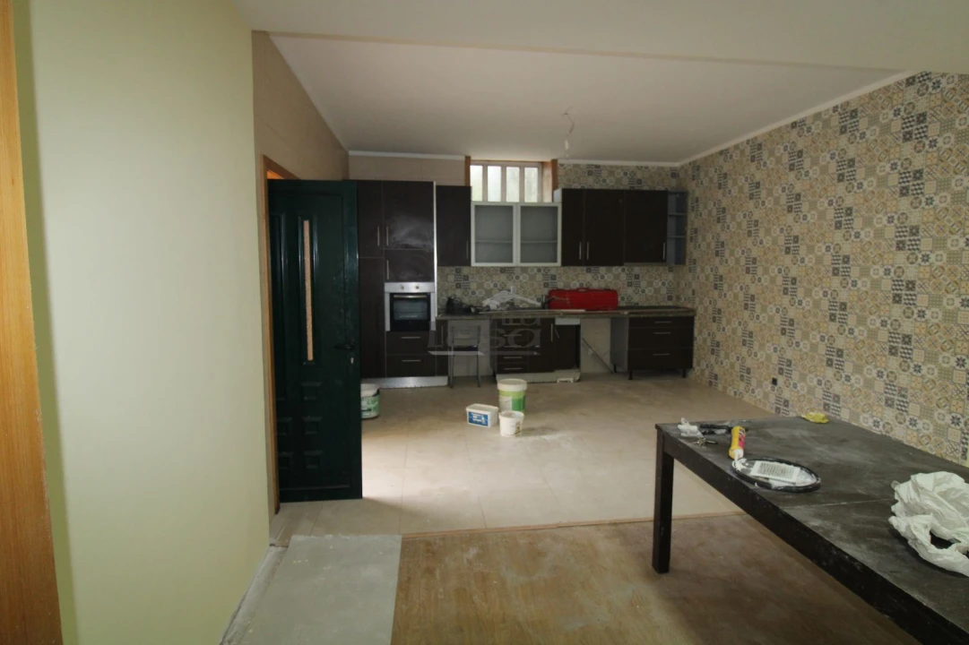 Apartamento T3 para Arrendamento em Santa Marinha e São Pedro da Afurada Foto 1