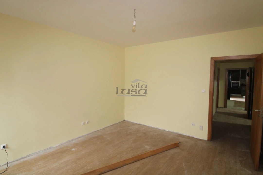 Apartamento T3 para Arrendamento em Santa Marinha e São Pedro da Afurada Foto 10