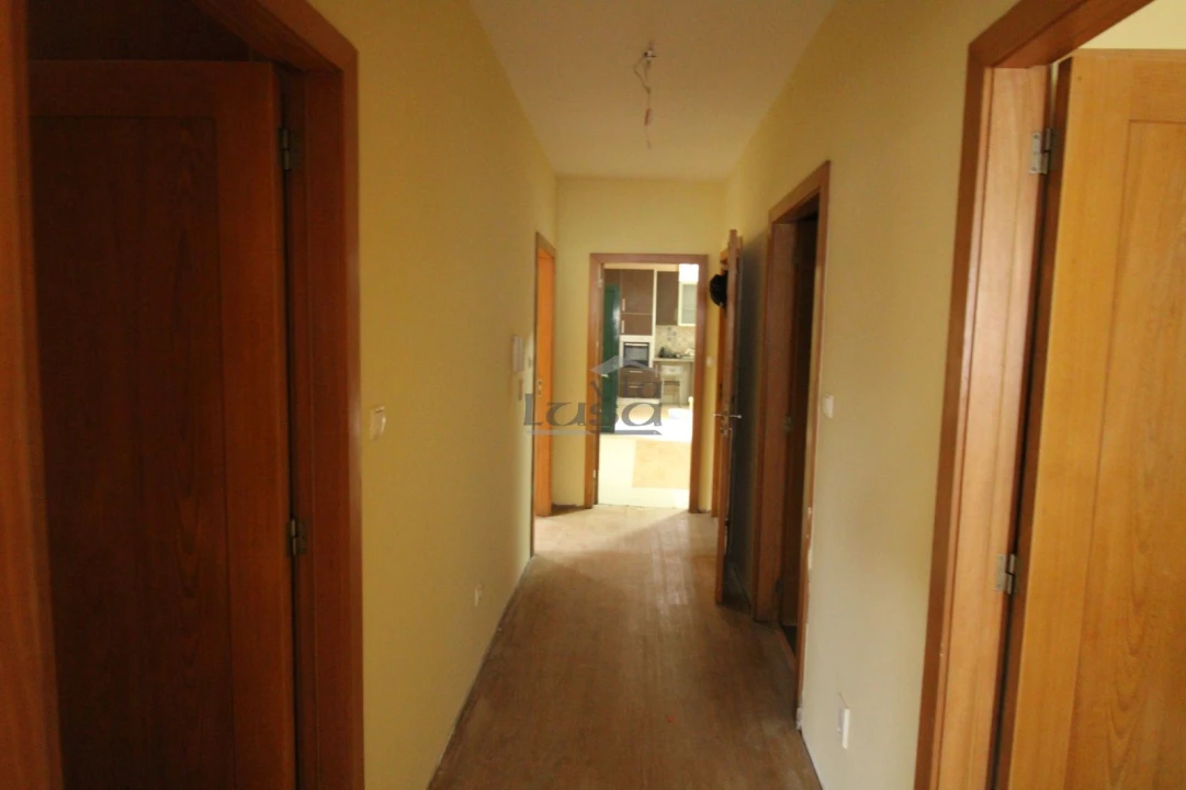 Apartamento T3 para Arrendamento em Santa Marinha e São Pedro da Afurada Foto 17