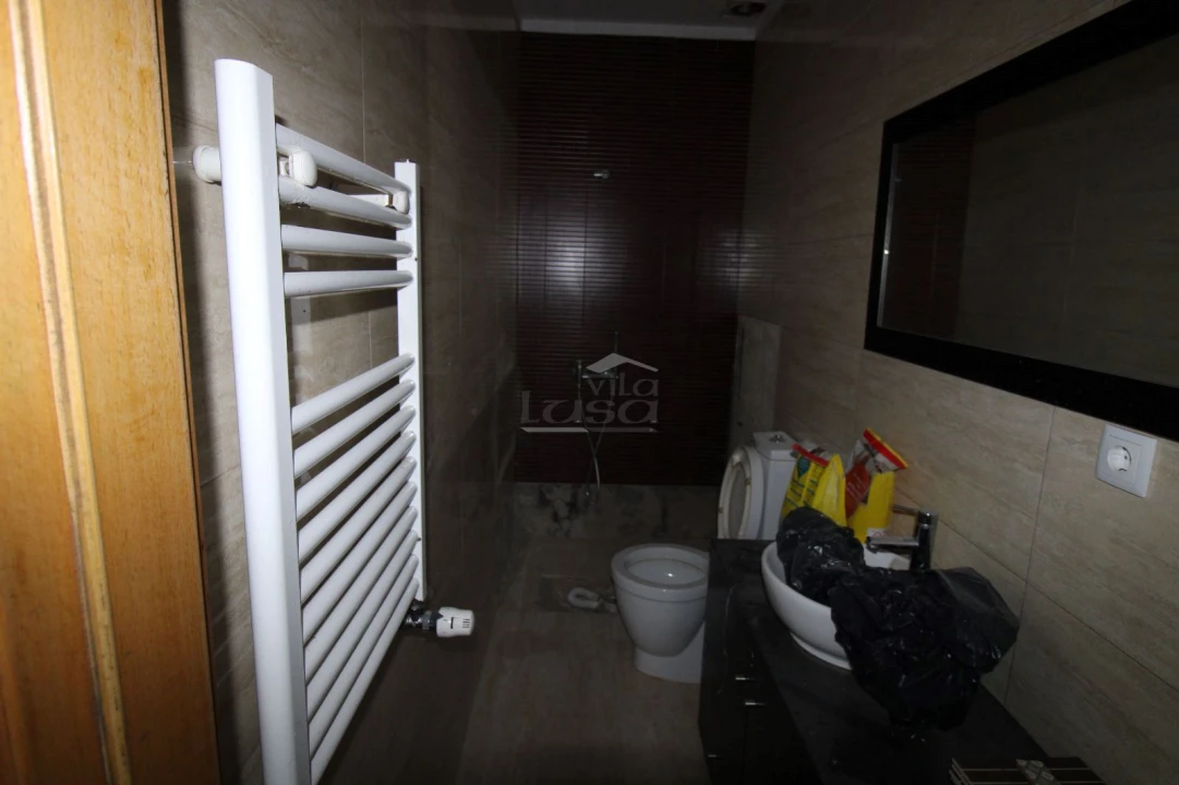 Apartamento T3 para Arrendamento em Santa Marinha e São Pedro da Afurada Foto 19