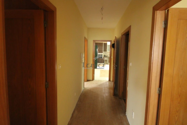 Apartamento T3 para Arrendamento em Santa Marinha e São Pedro da Afurada Foto 17