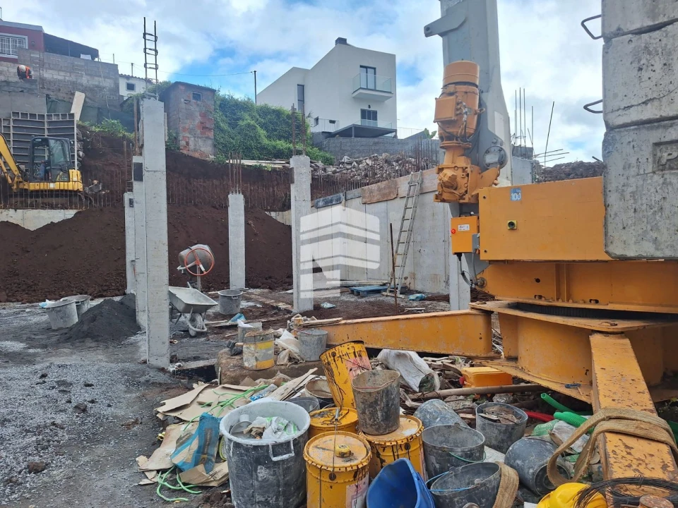 Apartamento T2 para Venda em Santo Antonio Foto 6