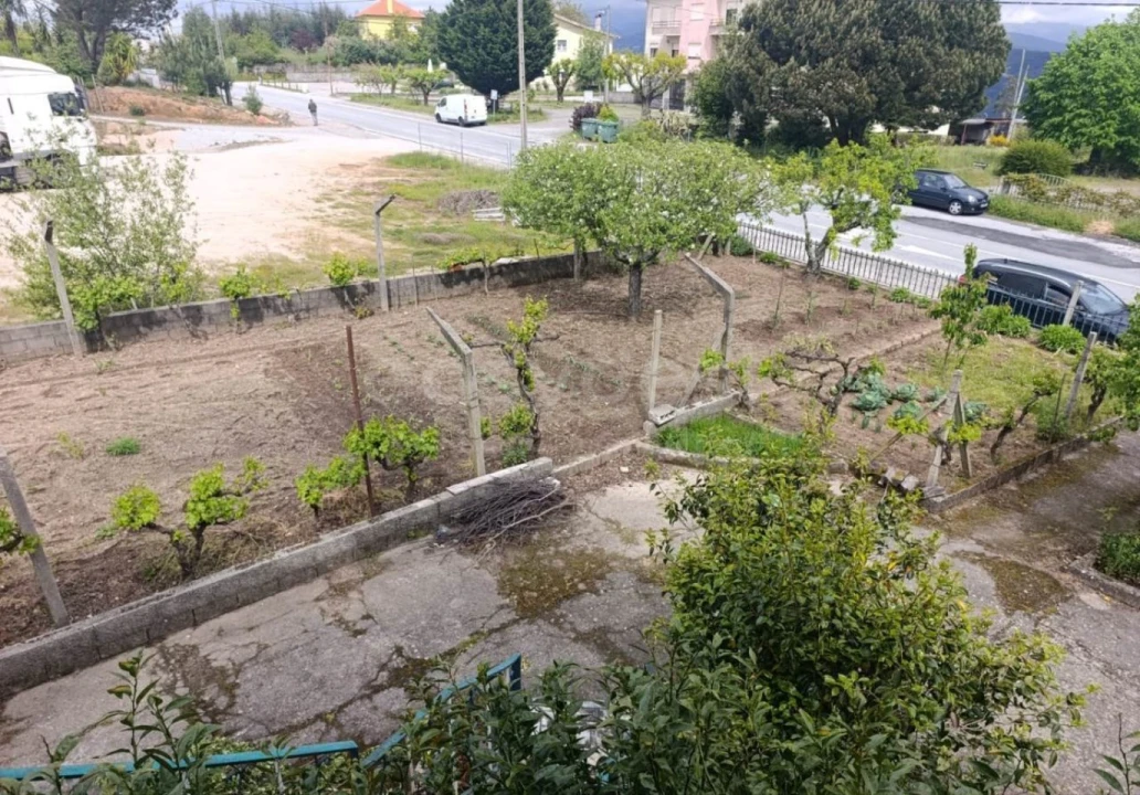 Moradia T3 para Venda em Nogueira do Cravo Foto 12