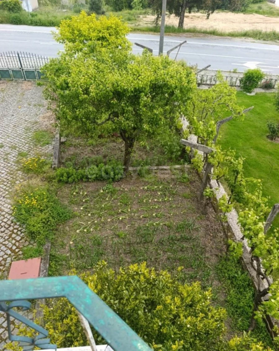 Moradia T3 para Venda em Nogueira do Cravo Foto 11