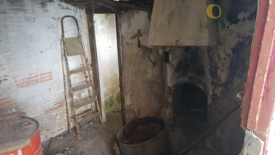 Moradia T3 para Venda em Alte Foto 5