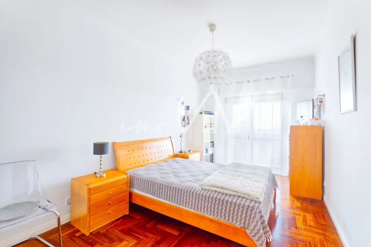 Apartamento T3 para Venda em Póvoa de Santa Iria e Forte da Casa Foto 20