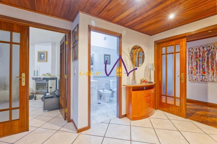 Apartamento T3 para Venda em Póvoa de Santa Iria e Forte da Casa Foto 14