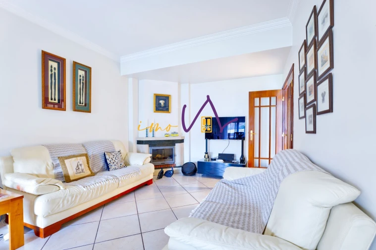 Apartamento T3 para Venda em Póvoa de Santa Iria e Forte da Casa Foto 11