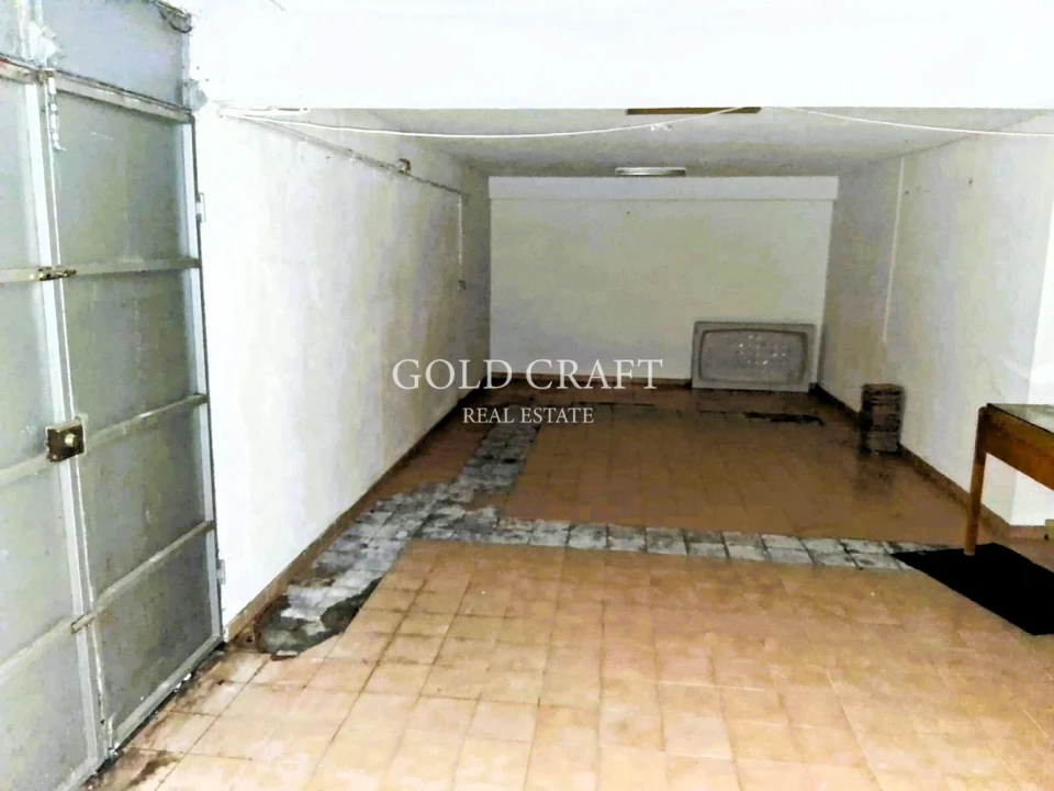 Loja para Arrendamento em Rio de Mouro Foto 14