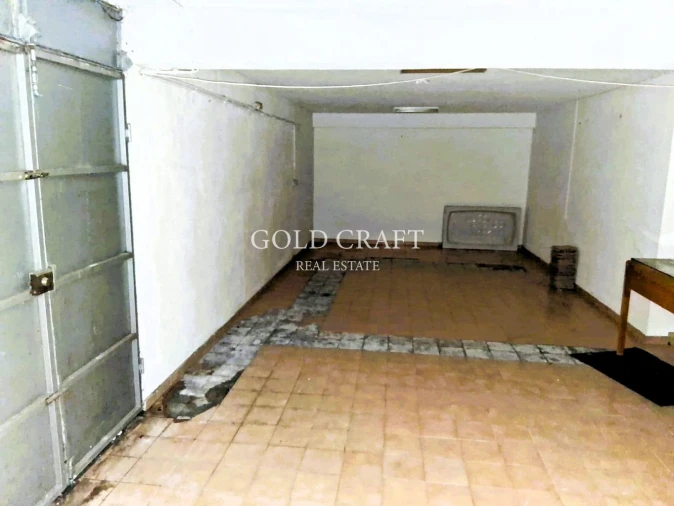 Loja para Arrendamento em Rio de Mouro Foto 14