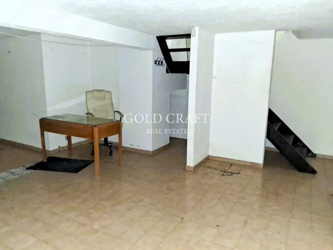 Loja para Arrendamento em Rio de Mouro Foto 13