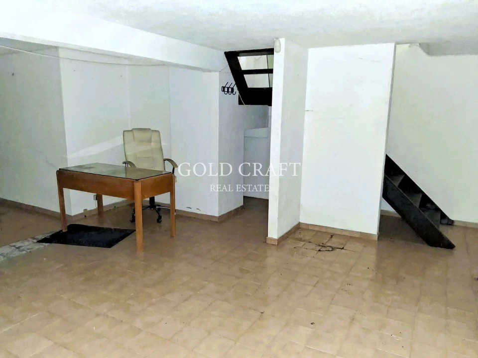 Loja para Arrendamento em Rio de Mouro Foto 13