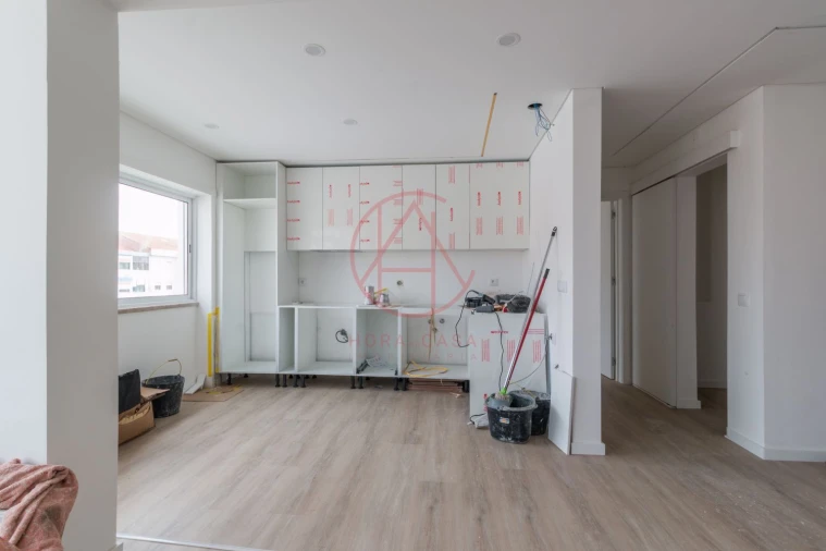 Apartamento T4 para Venda em Almada, Cova da Piedade, Pragal e Cacilhas Foto 6