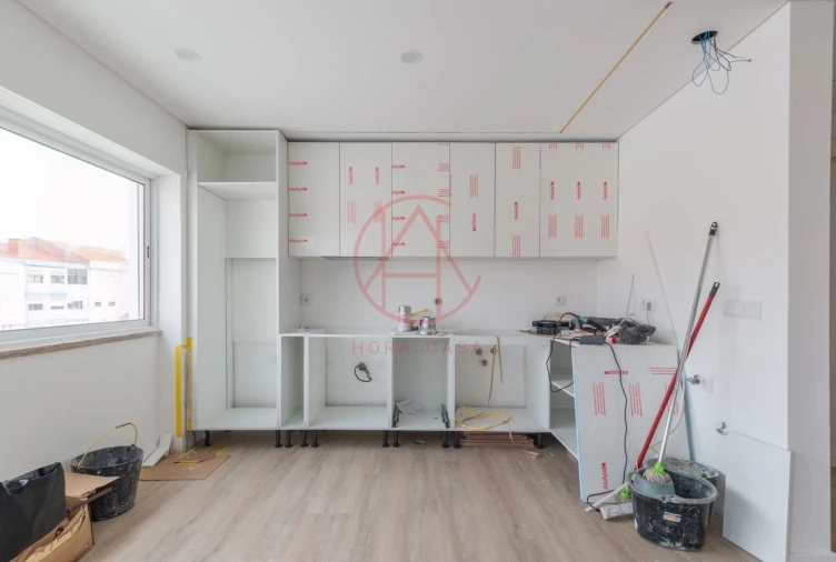 Apartamento T4 para Venda em Almada, Cova da Piedade, Pragal e Cacilhas Foto 4