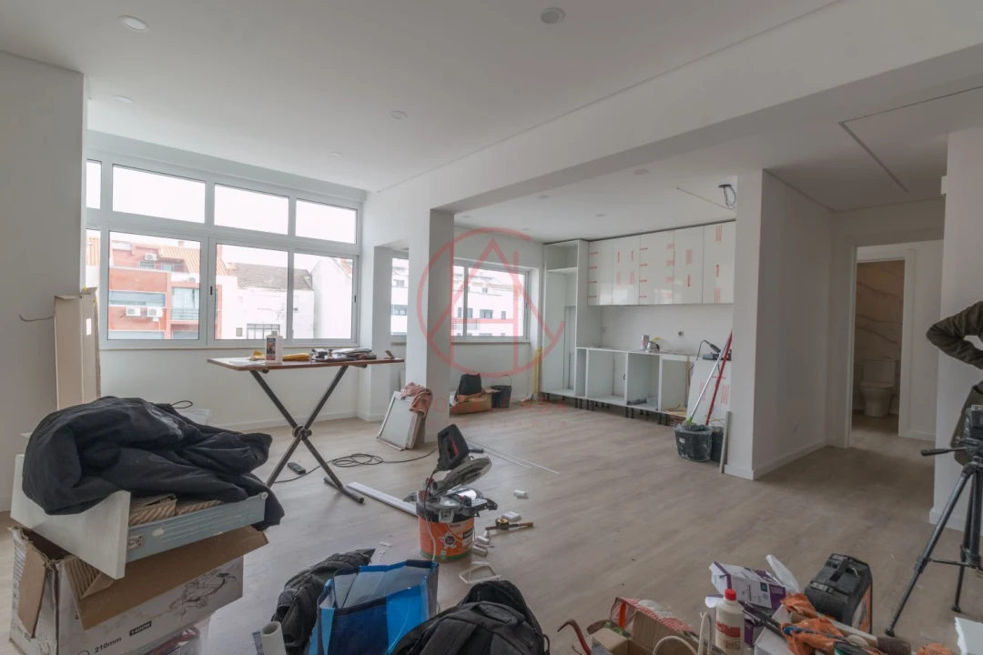 Apartamento T4 para Venda em Almada, Cova da Piedade, Pragal e Cacilhas Foto 7