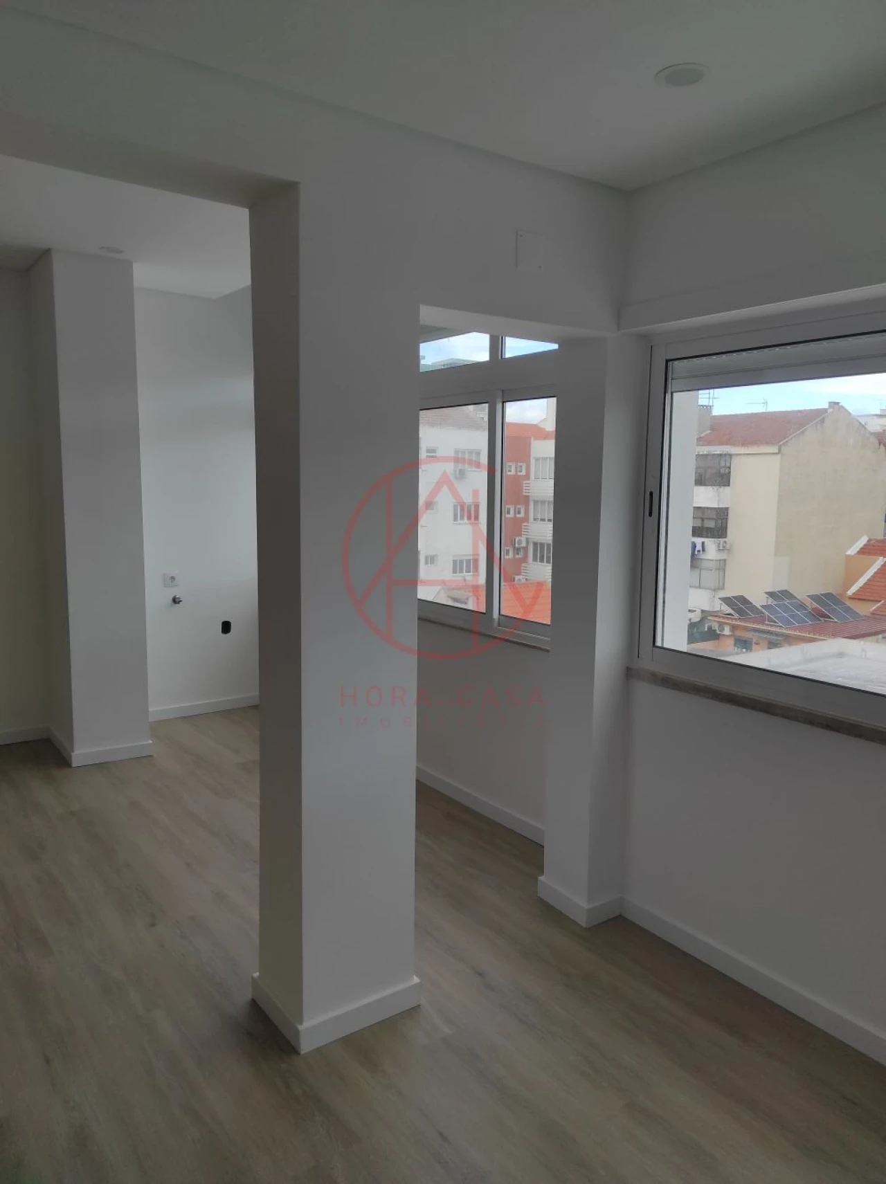 Apartamento T4 para Venda em Almada, Cova da Piedade, Pragal e Cacilhas Foto 14