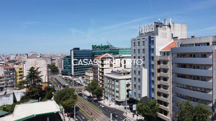 Apartamento T1 para Venda em Mafamude e Vilar do Paraíso Foto 17