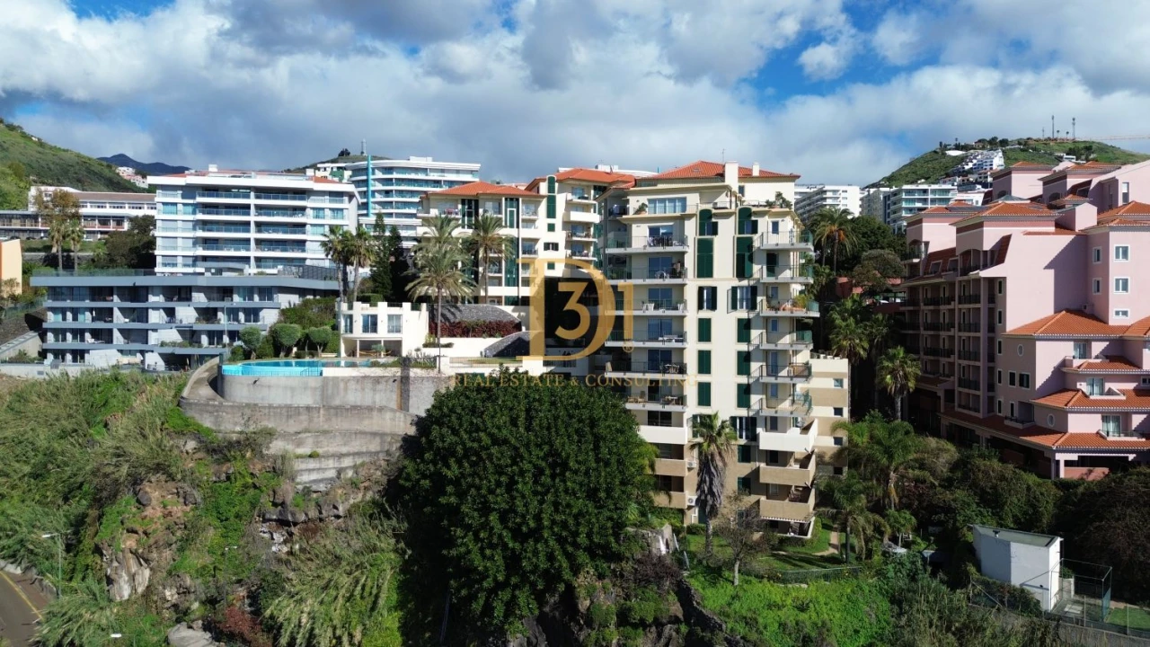 Apartamento T4 para Venda em São Martinho Foto 28