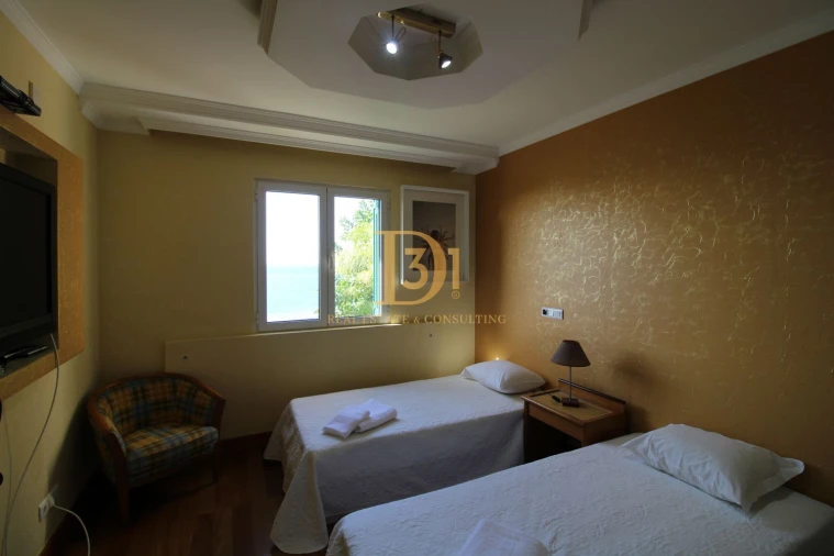 Apartamento T4 para Venda em São Martinho Foto 16