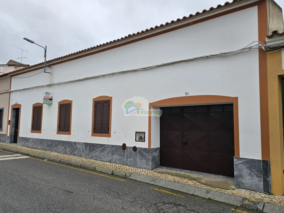 Moradia T4 para Venda em Reguengos de Monsaraz Foto 2