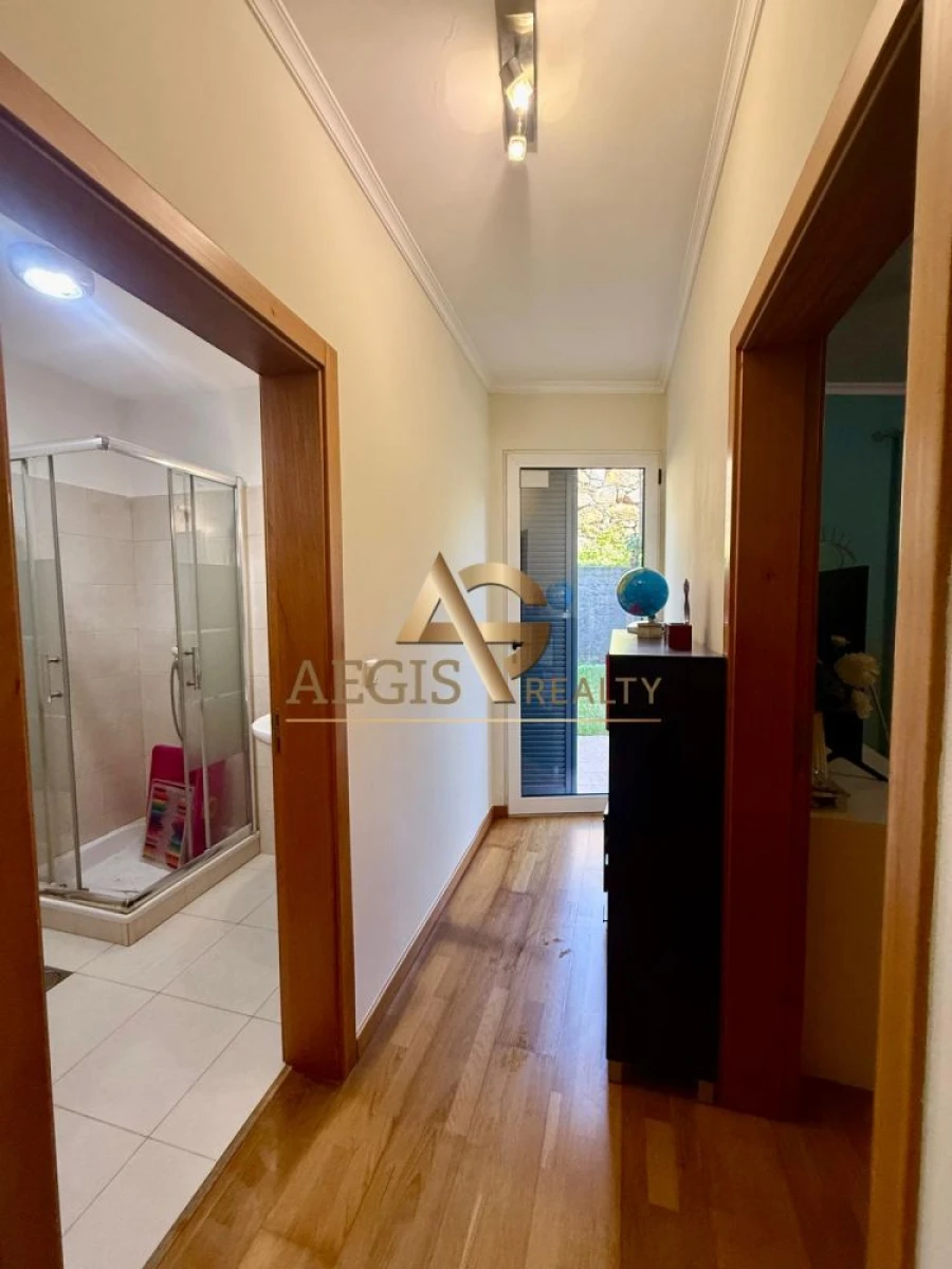 Apartamento T2 para Venda em Santo Antonio Foto 13