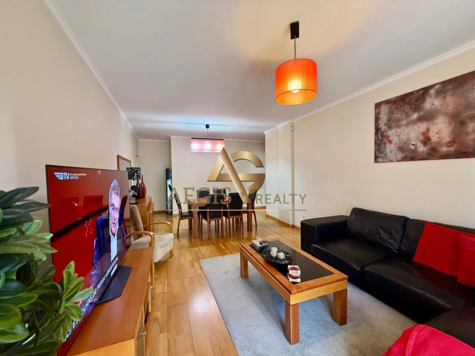 Apartamento T2 para Venda em Santo Antonio Foto 4