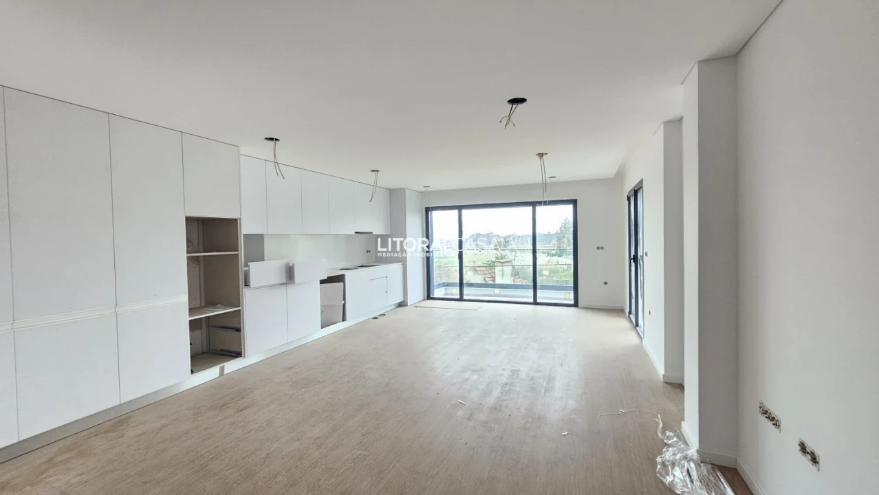 Apartamento T2 para Venda em Esgueira Foto 2
