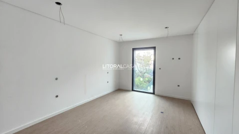 Apartamento T2 para Venda em Esgueira