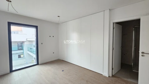 Apartamento T2 para Venda em Esgueira