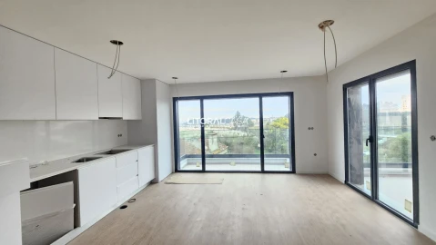 Apartamento T2 para Venda em Esgueira